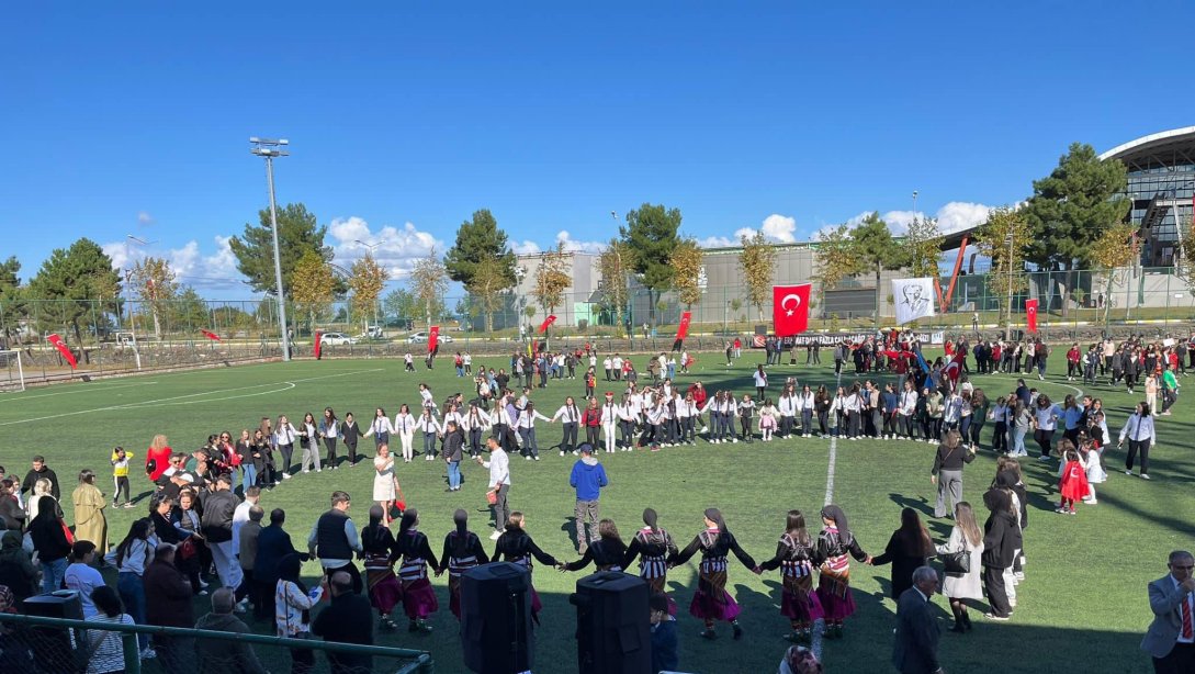 Beşikdüzü'nde Cumhuriyet Coşkusu 