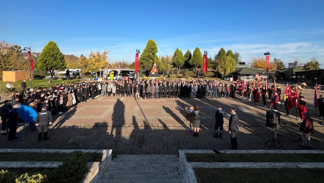 10 Kasım Atatürk'ü Anma Günü Çelenk Sunma Töreni